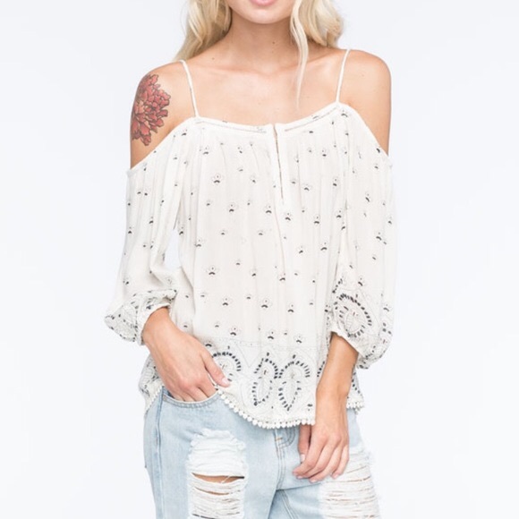 Urban Outfitters Tops - UO Patrons of Peace Ivory Cold Shoulder Boho Top M